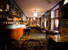 Café Saturnus
